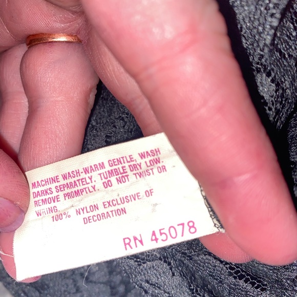 Vintage nylon robe - Picture 5 of 5